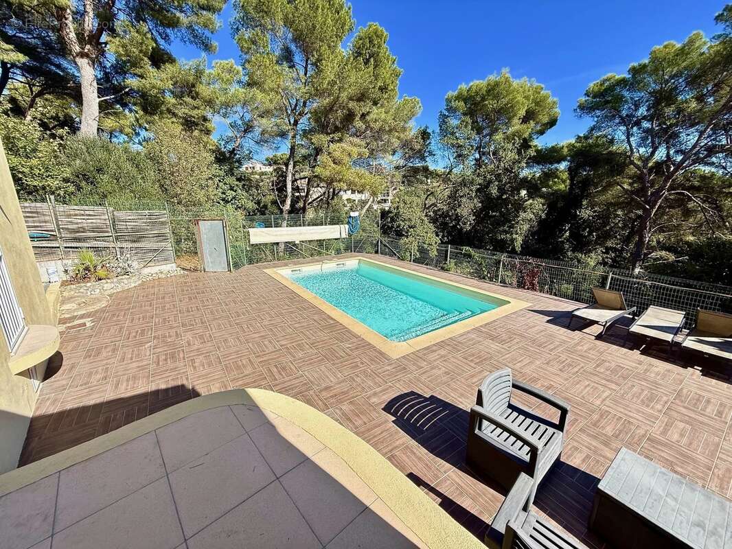 Maison à CAGNES-SUR-MER