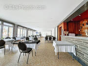 Commerce à FAUVILLE-EN-CAUX