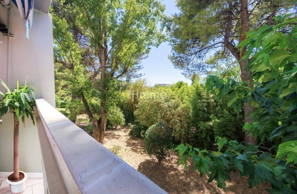 Appartement à MARSEILLE-12E