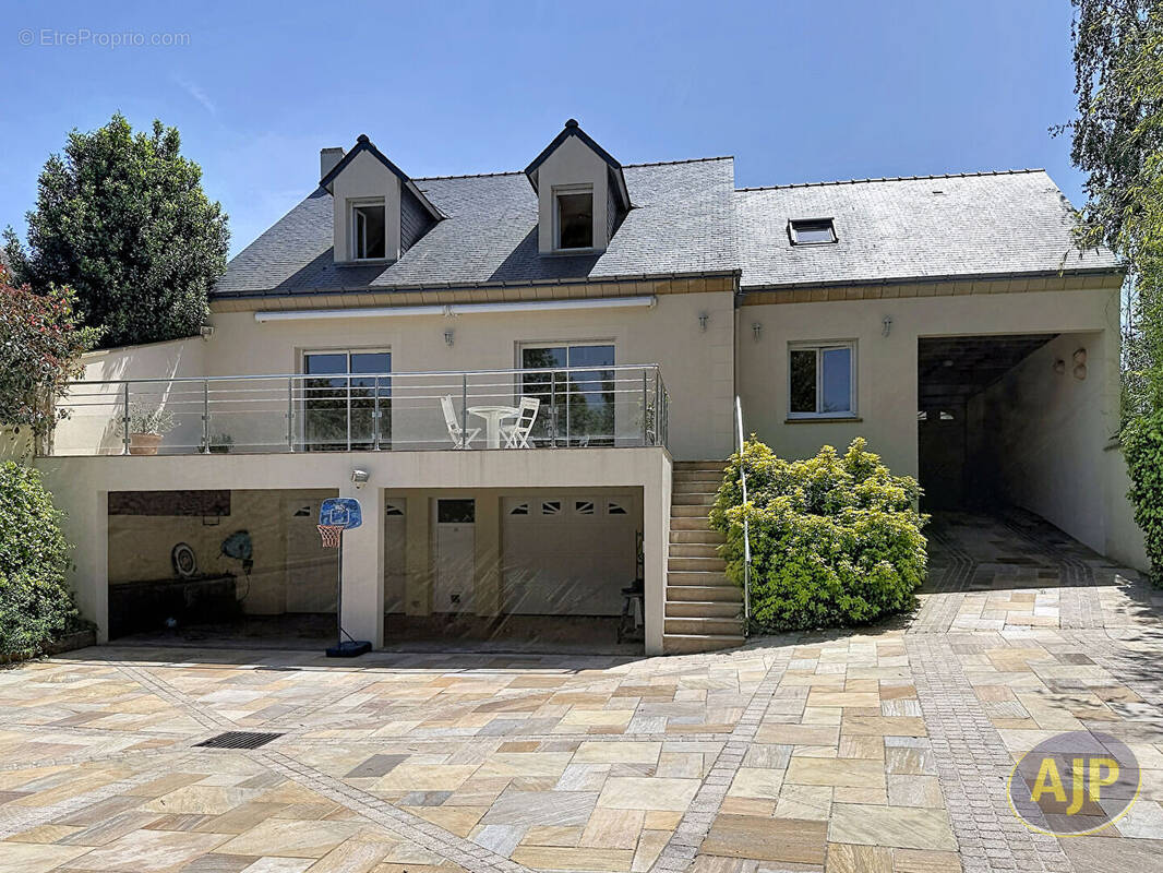 Maison à NORT-SUR-ERDRE