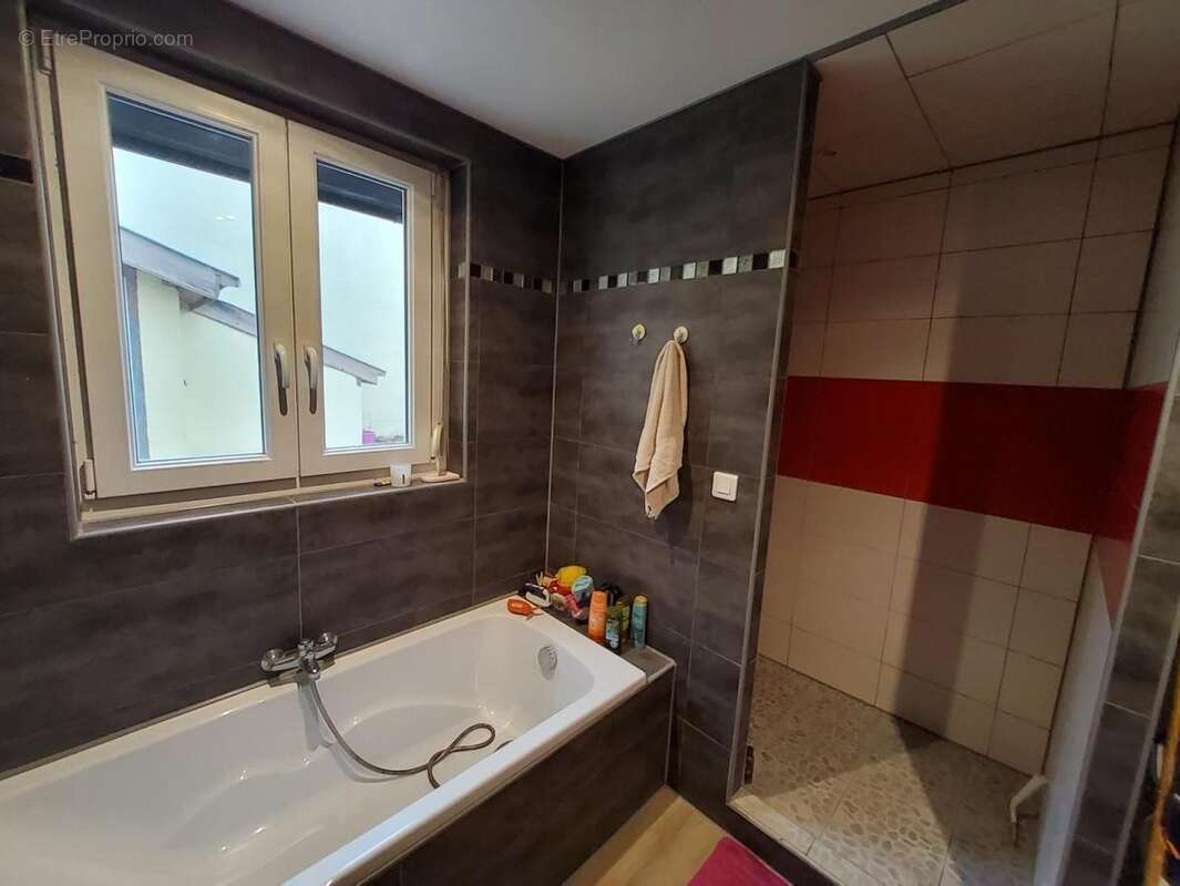 Maison 145 m² à Venteuil  - photo 3