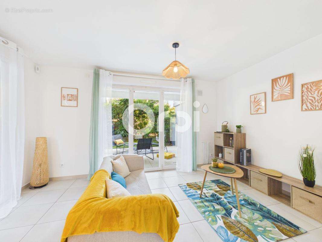 Appartement à MANDELIEU-LA-NAPOULE