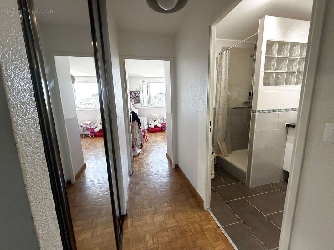Appartement à MARSEILLE-12E