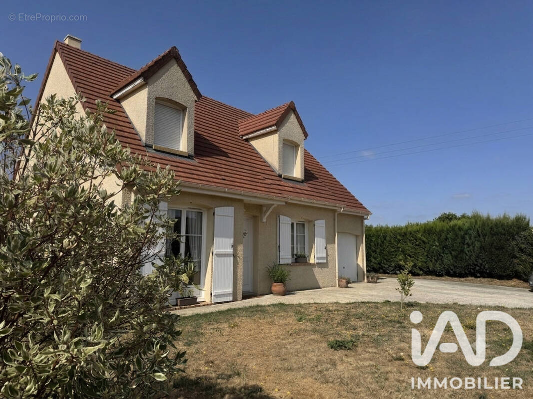Photo 1 - Maison à SENANTES