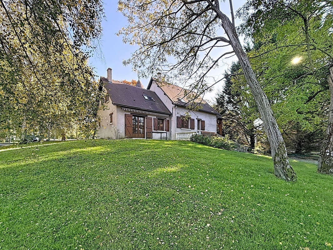 Maison à CELLETTES