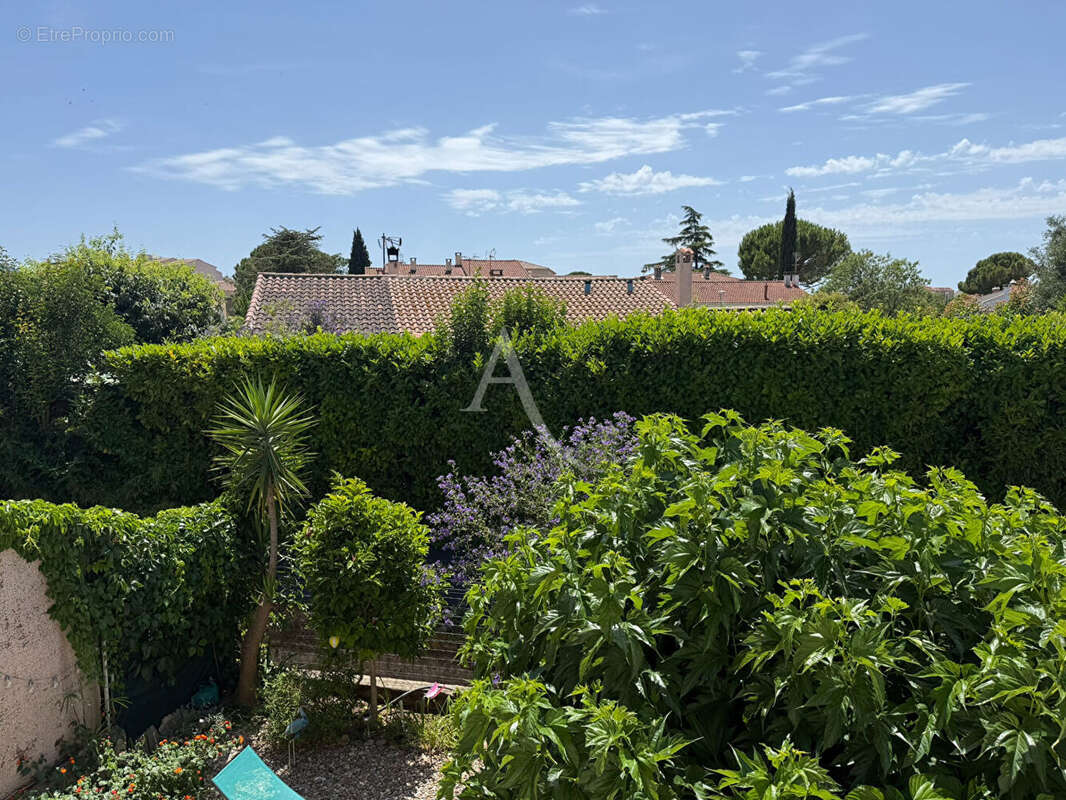 Maison à LA CRAU