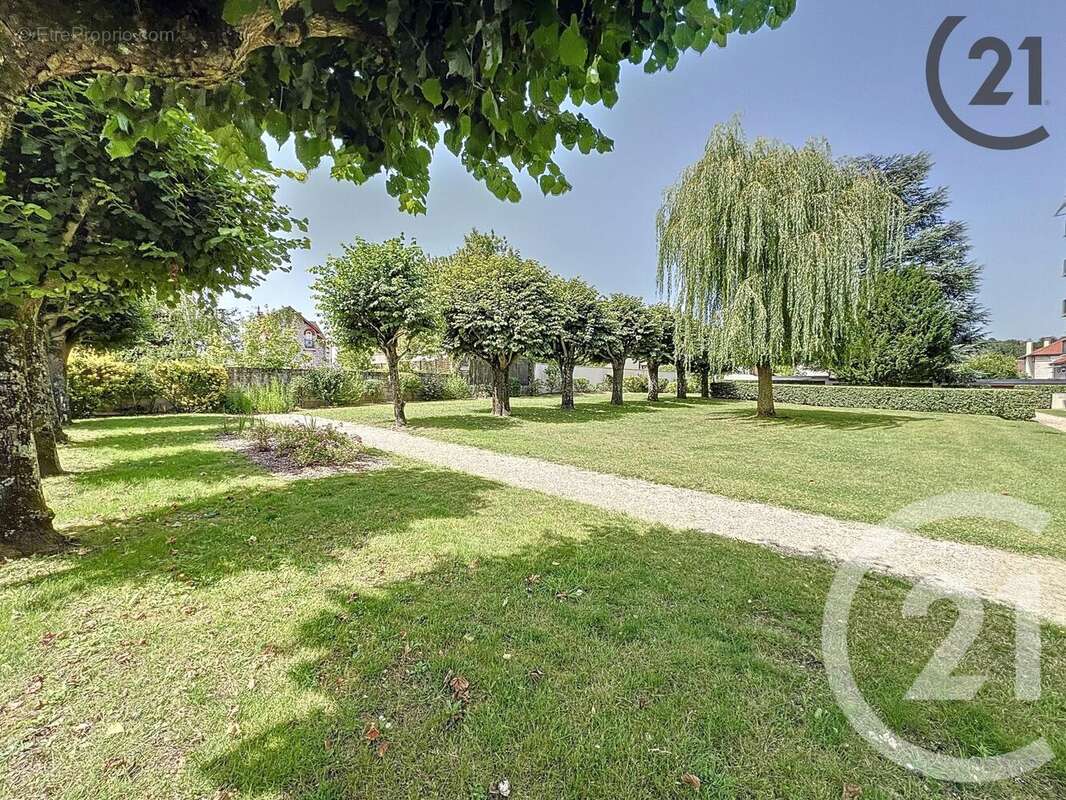 Appartement à FONTAINEBLEAU
