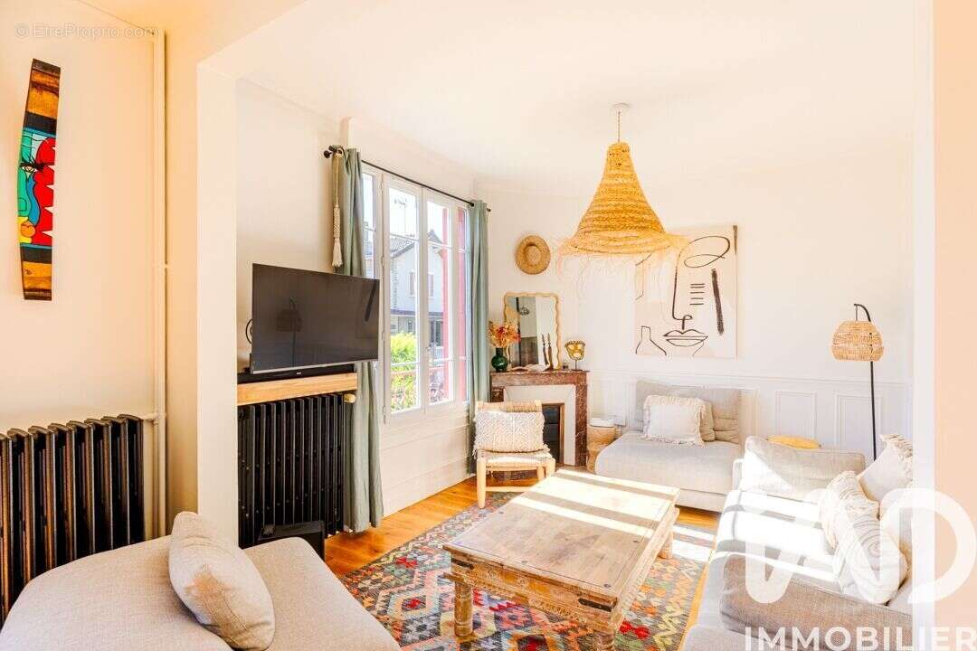 Photo 2 - Maison à SAINT-GRATIEN