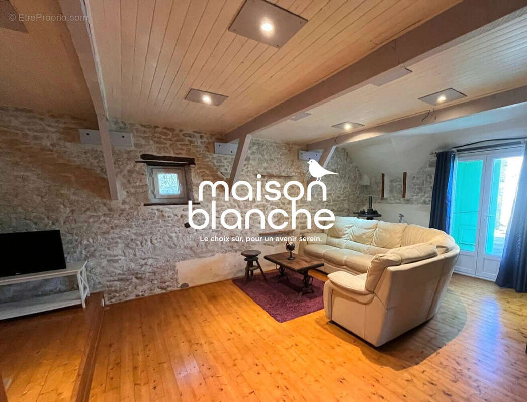 Maison à BALLON