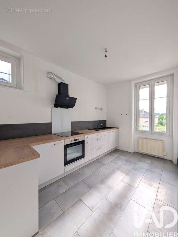 Photo 3 - Maison à SAINT-YRIEIX-LA-PERCHE