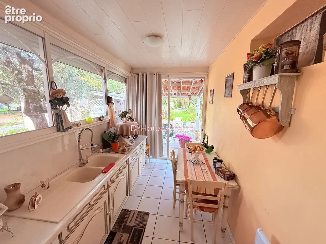 Maison 6 pièces 133 m² à vendre à Lesparre-Medoc (33340) - photo 4