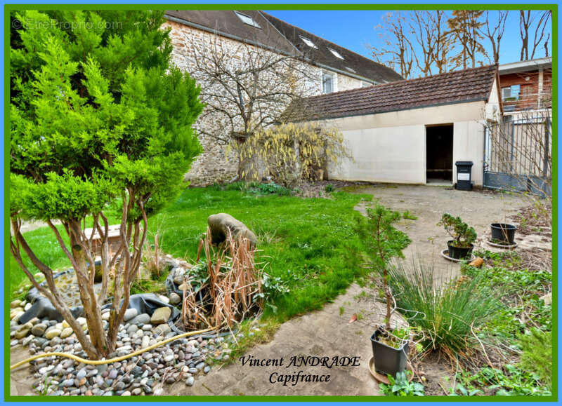 Maison à CHEPTAINVILLE