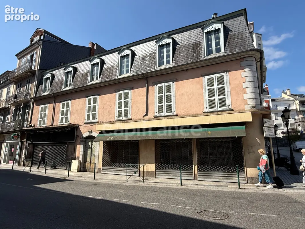 Immeuble à rénover avec locaux commerciaux - photo 3