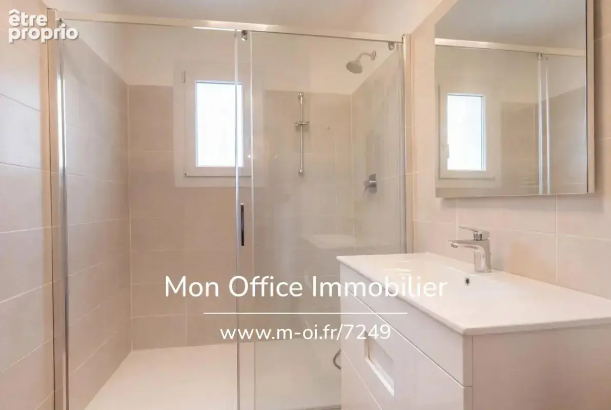Référence : 7249-NGU. - Maison 8 pièces - 5 chambres - Bureau - Calme - centre-ville à vélo - photo 15