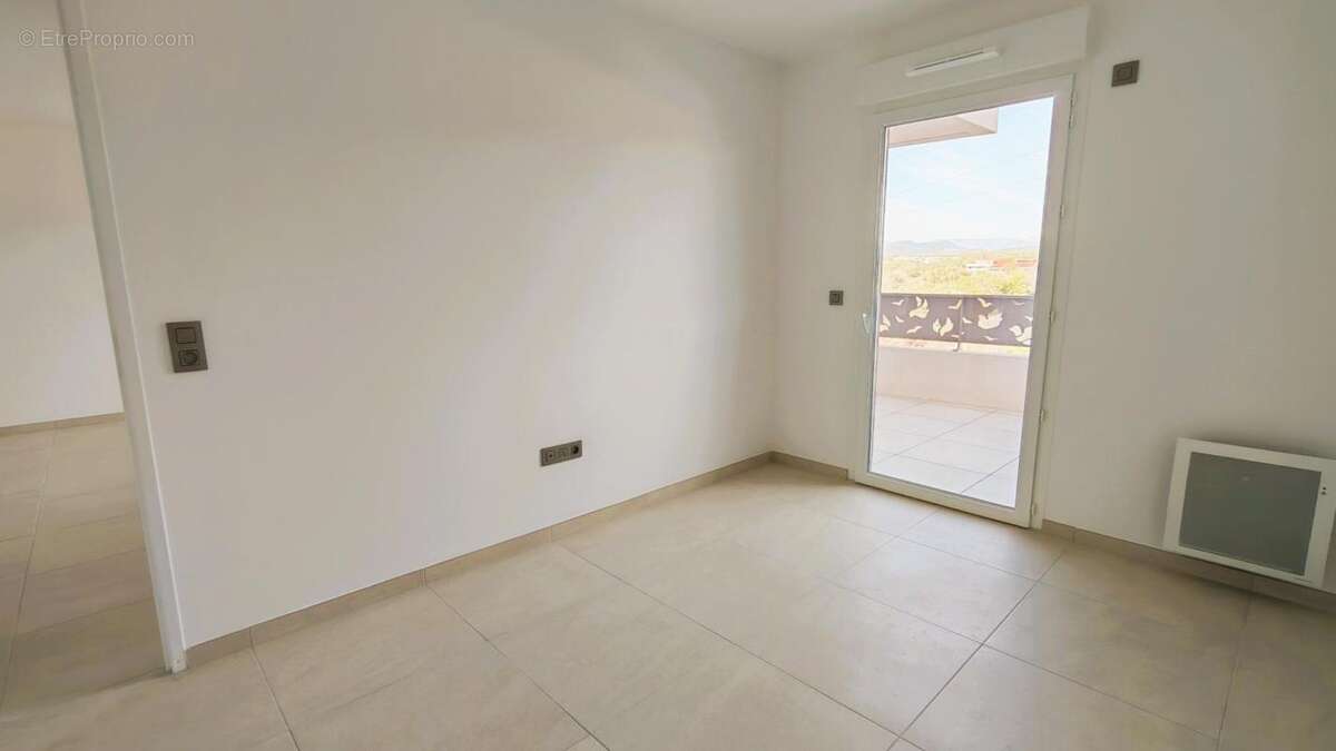 Appartement à FREJUS