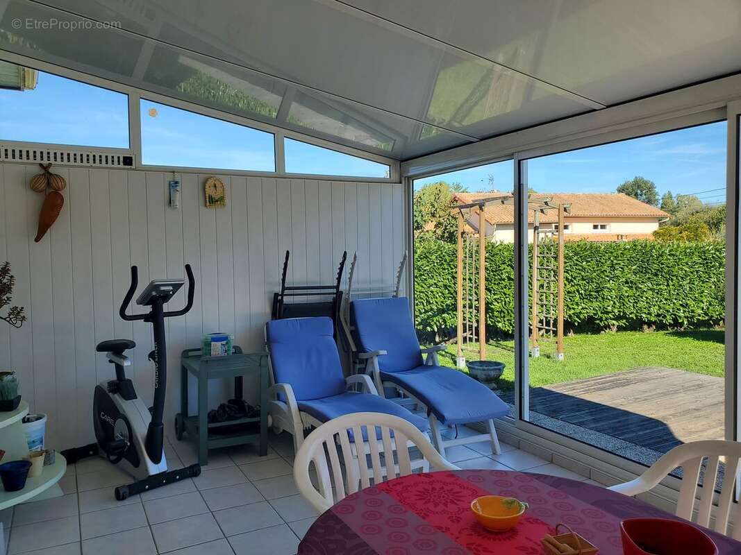 Maison à CHAMPNIERS