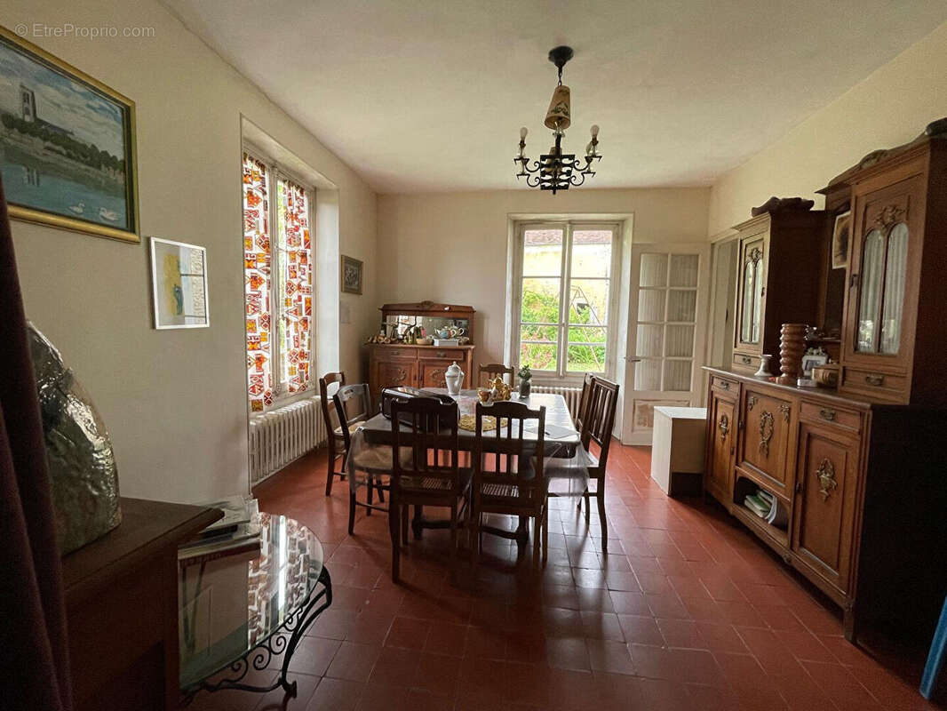 Maison à CHATEAU-THIERRY