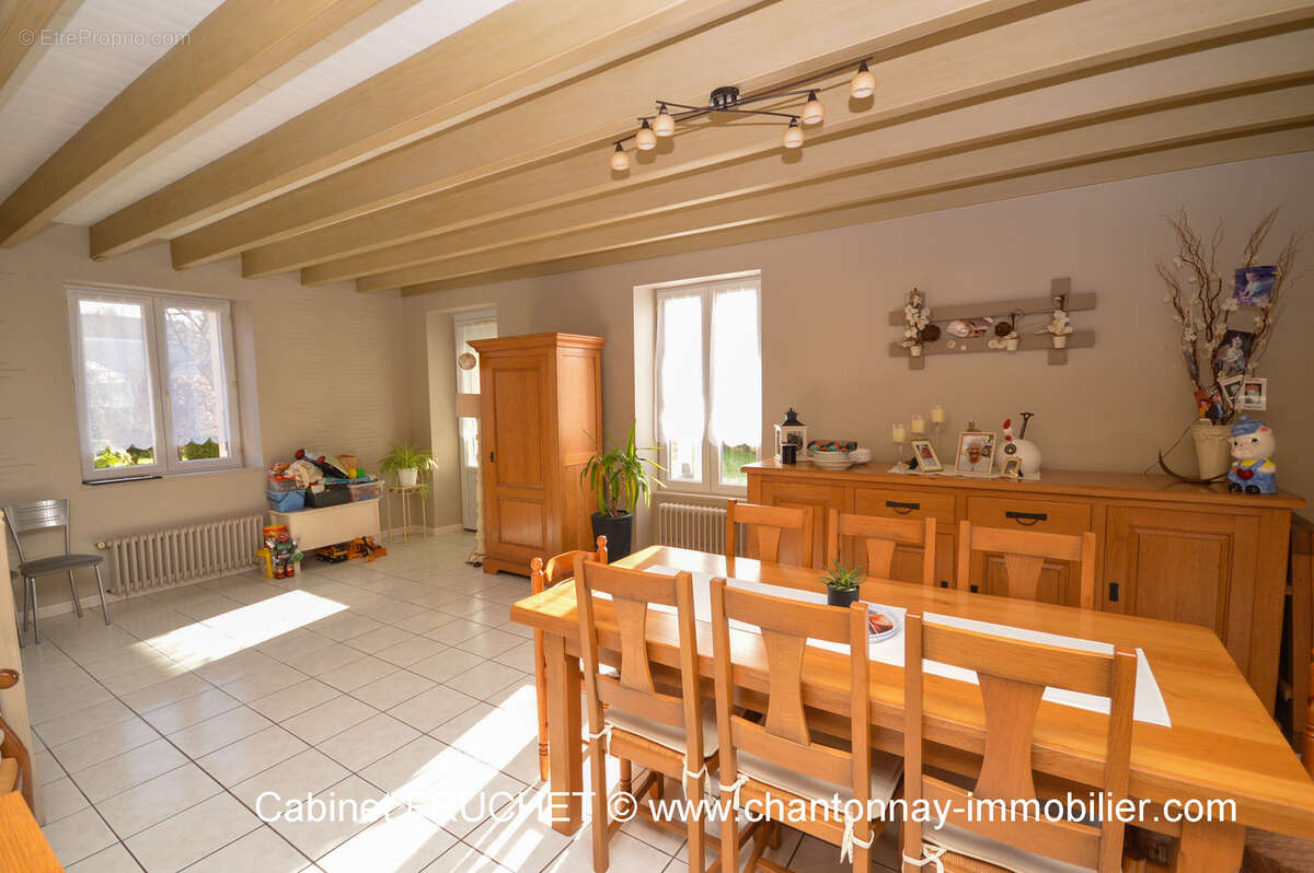 Maison à CHANTONNAY