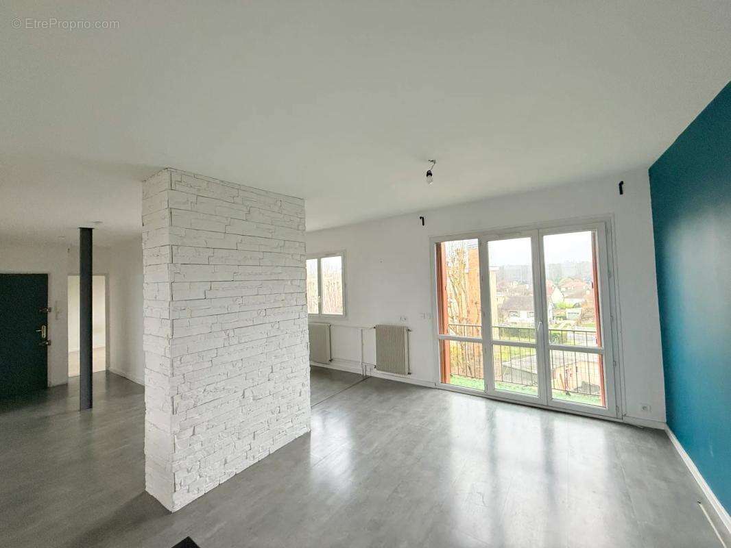 Appartement à LA ROCHETTE