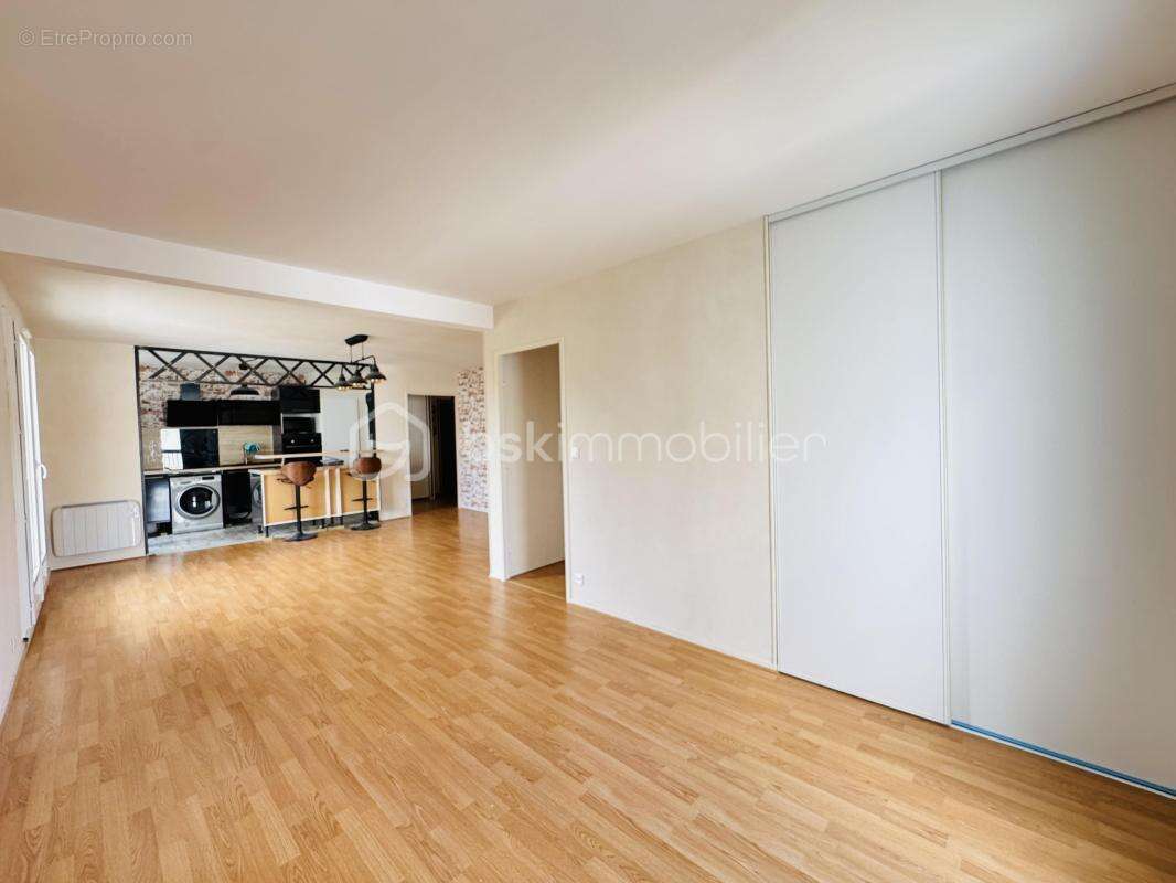 Appartement T3 lumineux avec balcon et garage en résidence sécurisée - photo 6