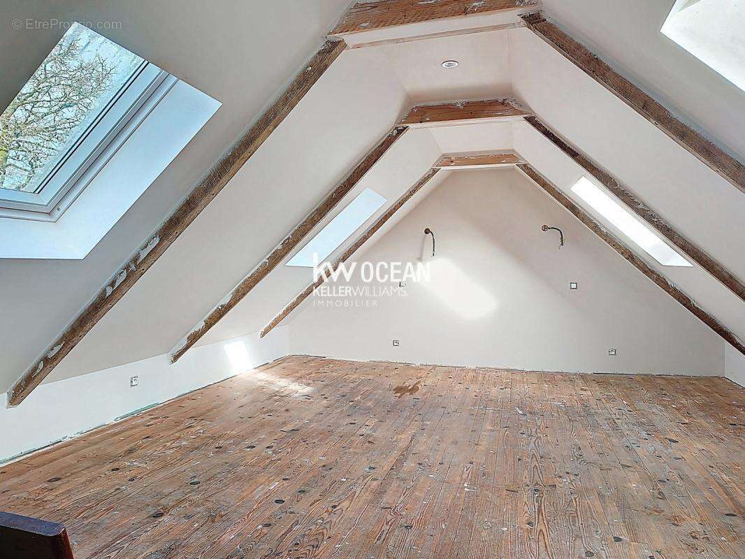 Maison à SAINT-RIVOAL