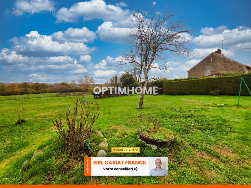 Maison à LE GRAND-BOURG