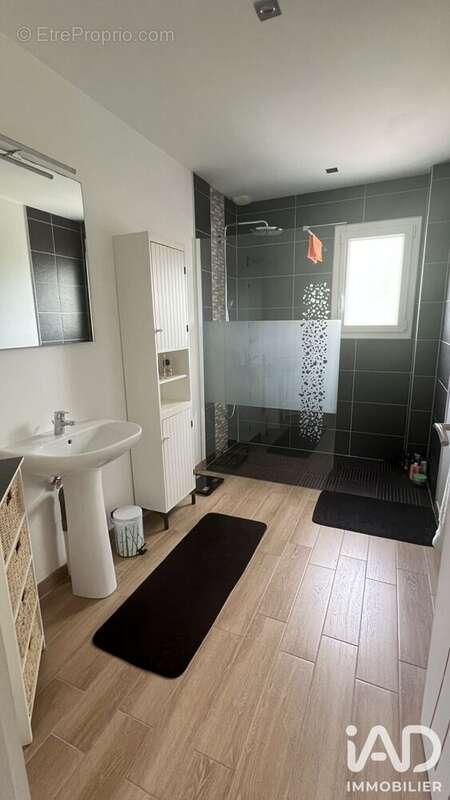 Maison 135 m² à Mosnes  - photo 8