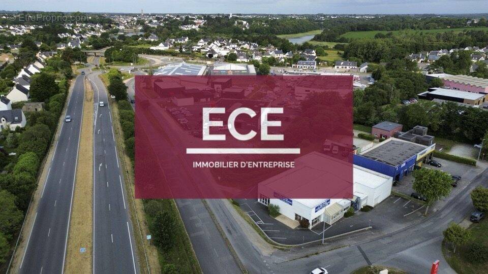 Commerce à PLUNERET