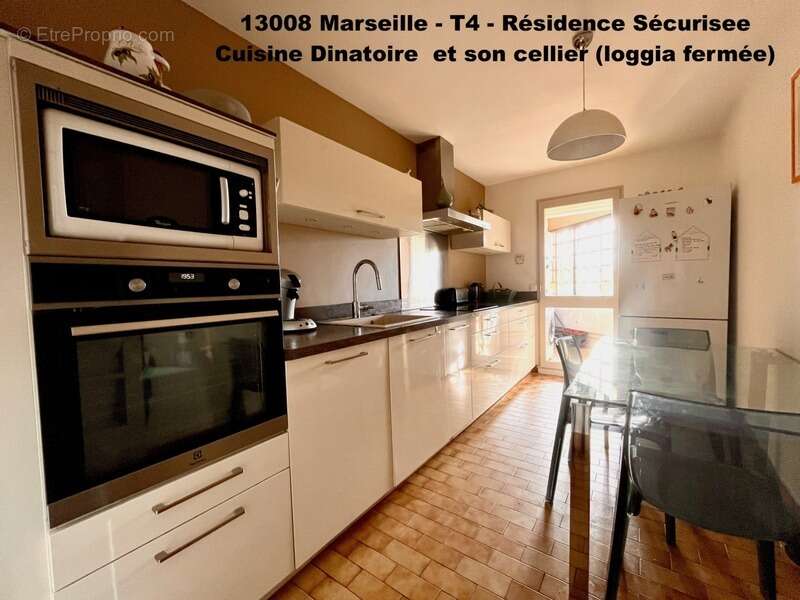 Appartement à MARSEILLE-8E