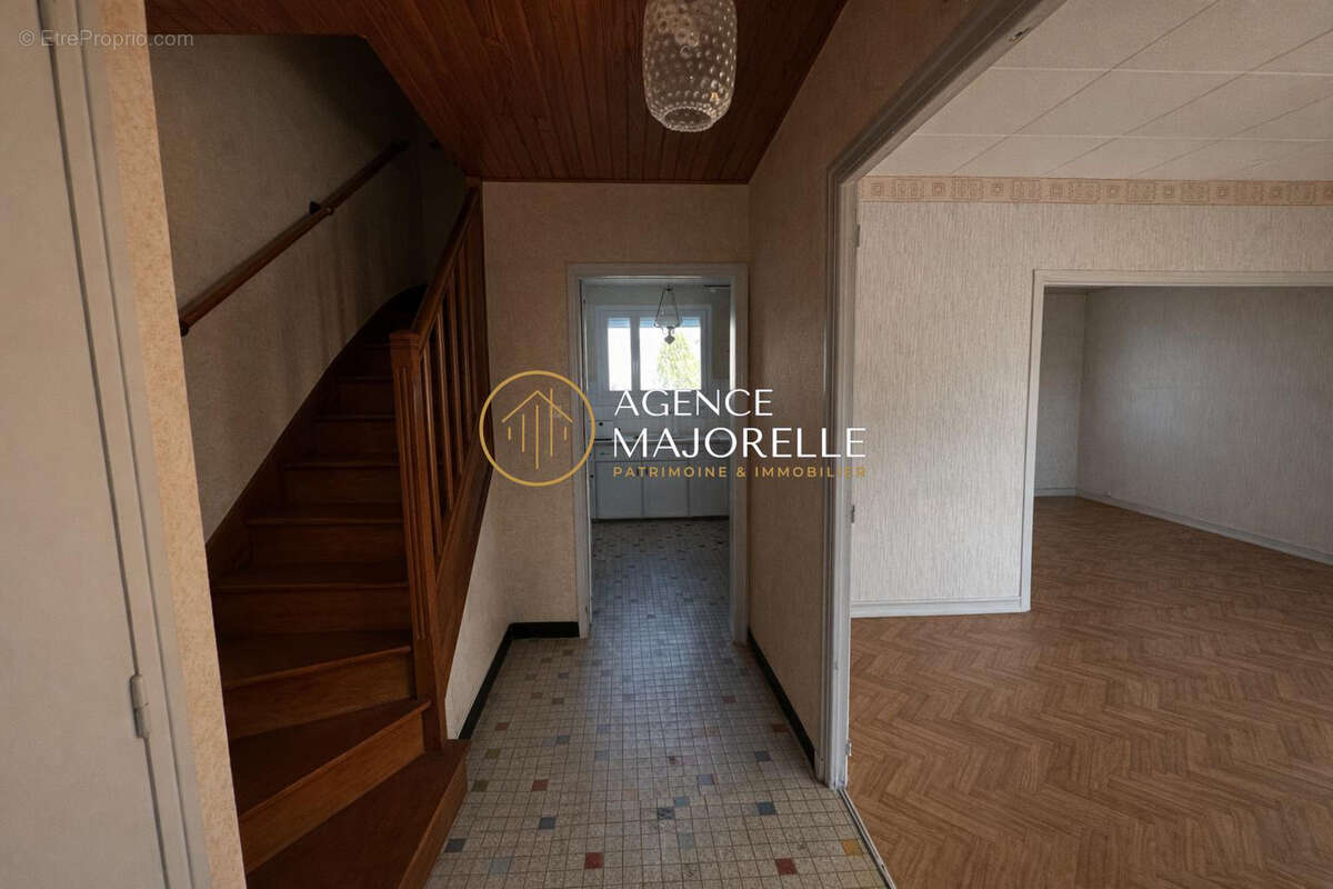 Maison à JARVILLE-LA-MALGRANGE