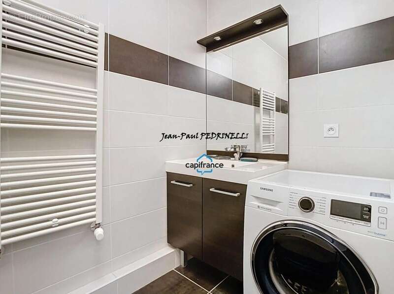 Appartement à LYON-8E