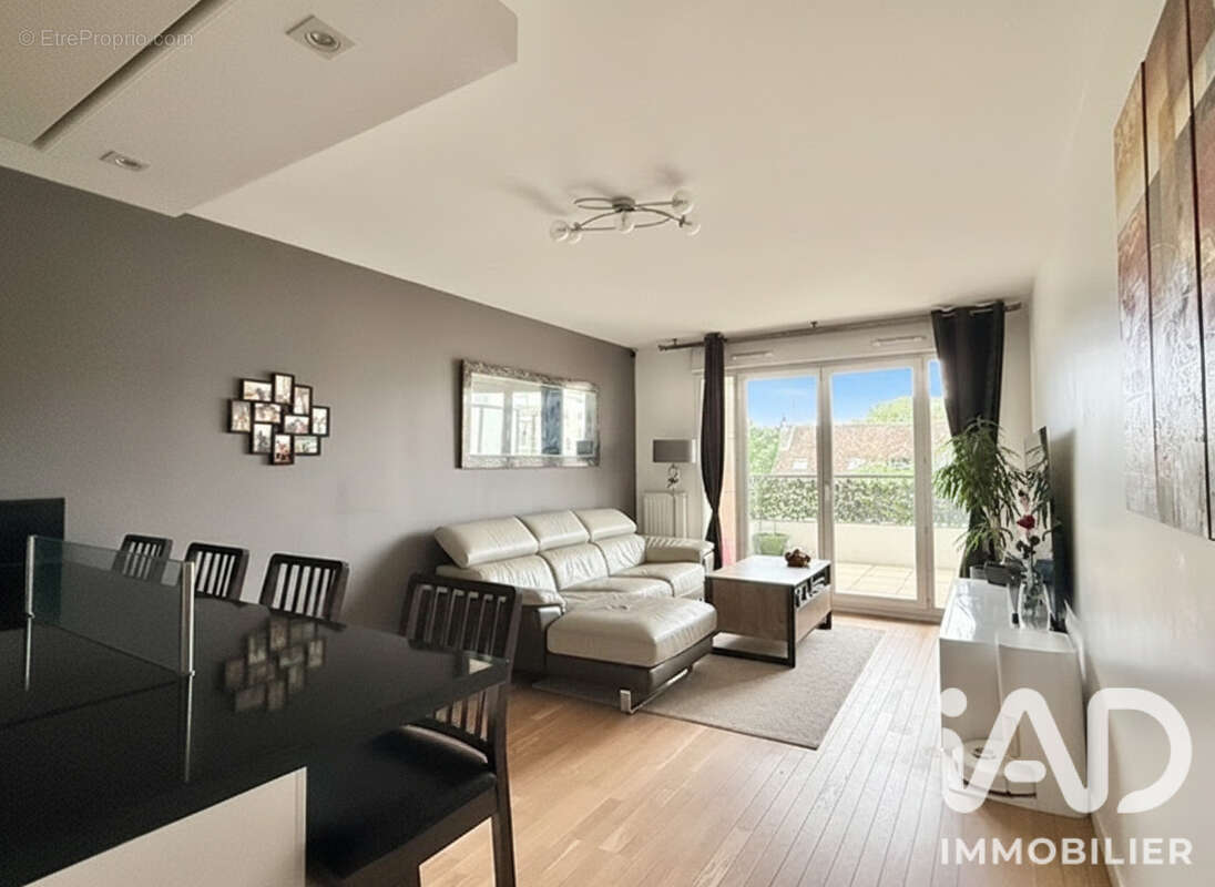 Appartement 67 m² à Chatenay-Malabry  - photo 2
