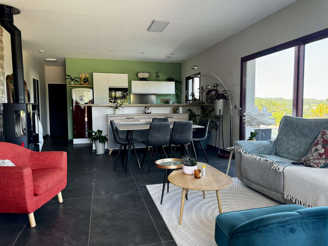 Atypique Plain-pied Contemporain avec Terrasses, Piscine et Vue… - photo 6