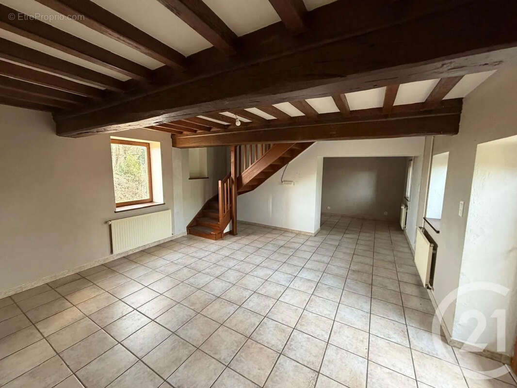 Maison 122 m² à Chaleins  - photo 3