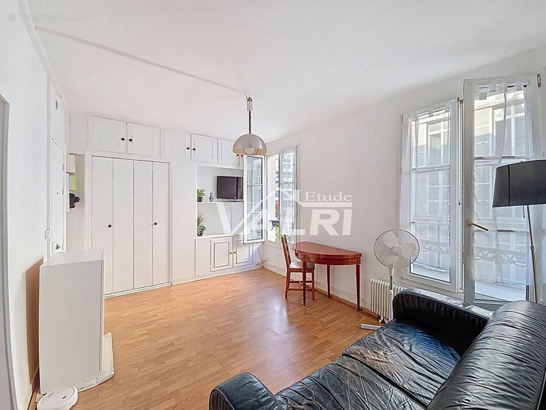Appartement à PARIS-19E