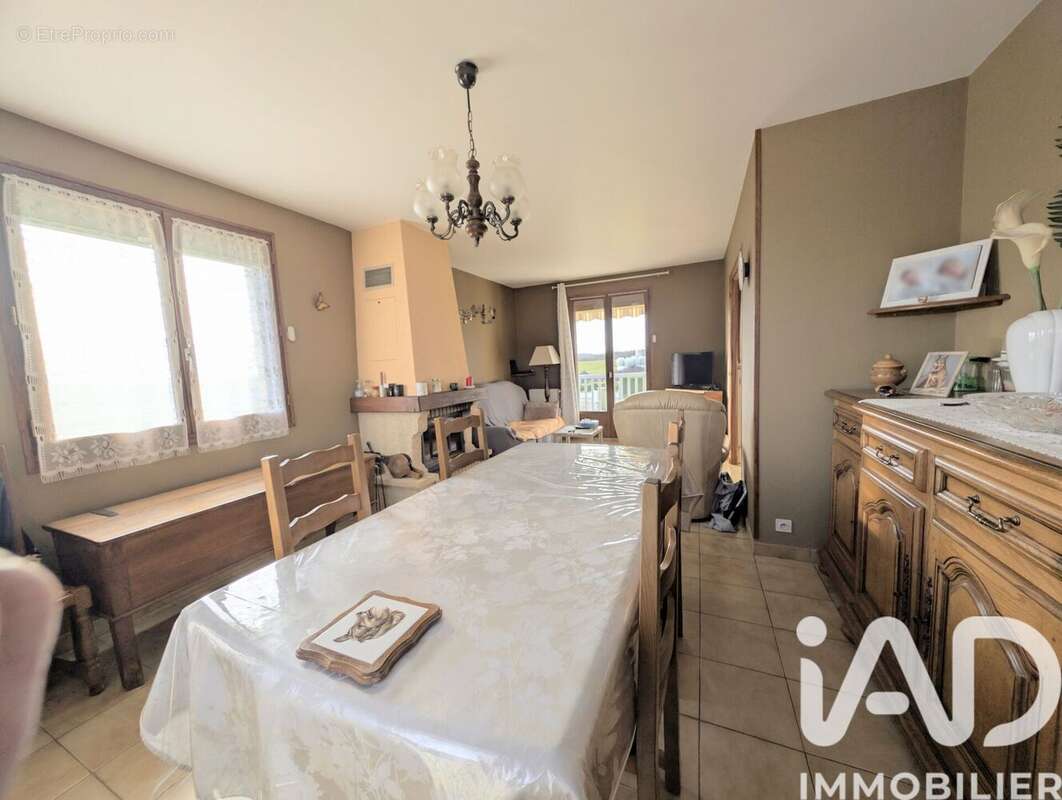 Maison 80 m² à Chateau-Chervix  - photo 9