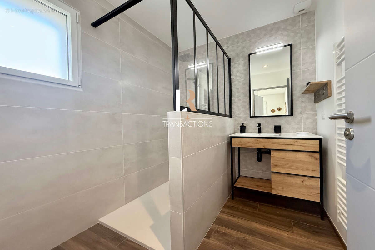 Maison à SAINT-MARTIN-DE-RE