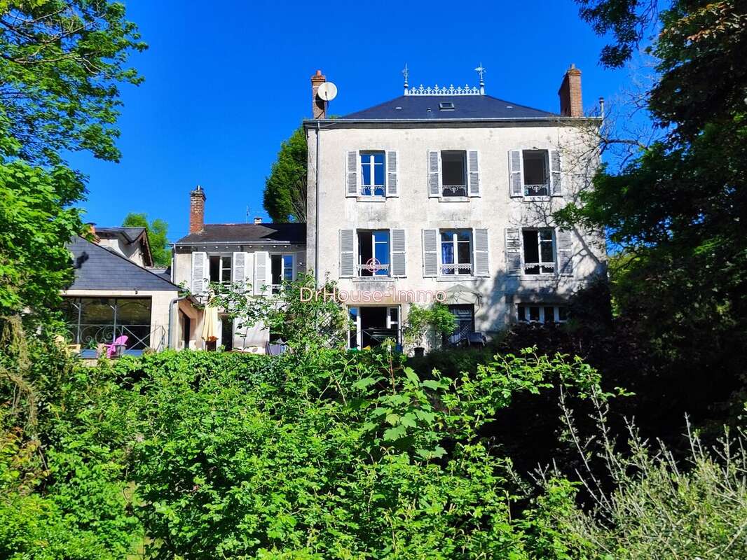 Maison 281 m² à Chaingy  - photo 3