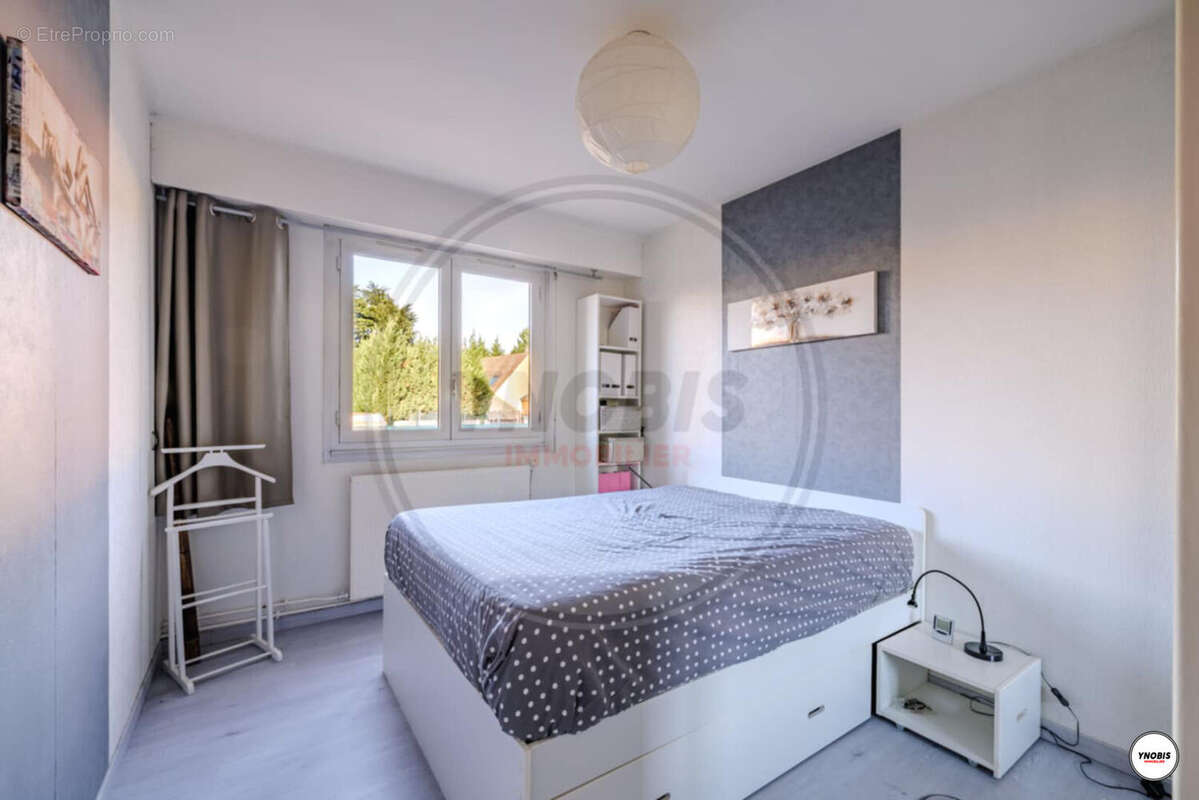 Appartement à LES MUREAUX