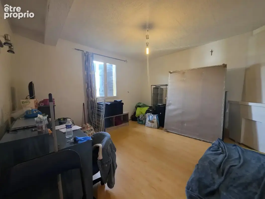 Montélimar - maison sur 2 niveaux a finir de rénover - photo 7