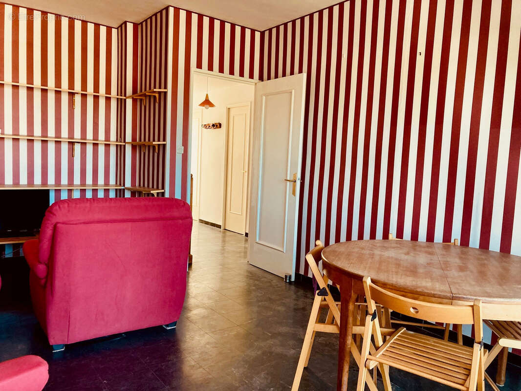 Appartement à HYERES