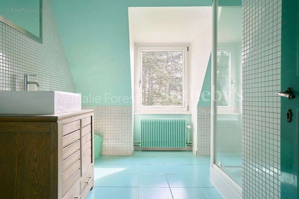 Maison à CROIX
