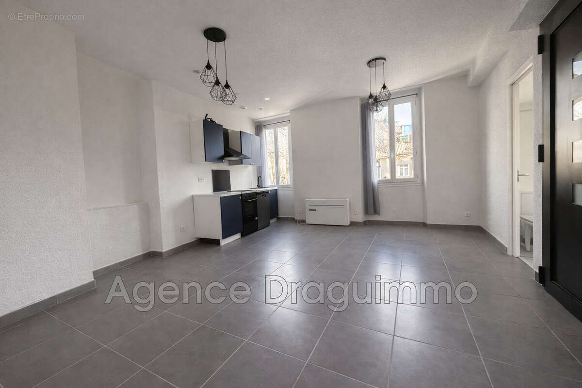 Appartement à DRAGUIGNAN
