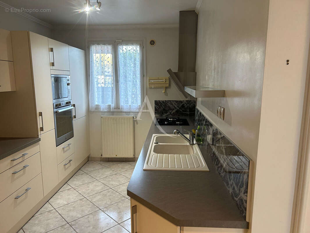 Maison à SAINT-PRIX