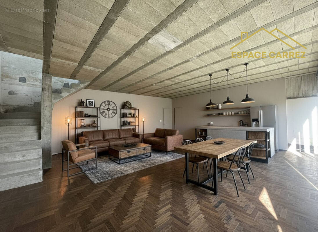 Maison à SAINT-MAUR-DES-FOSSES