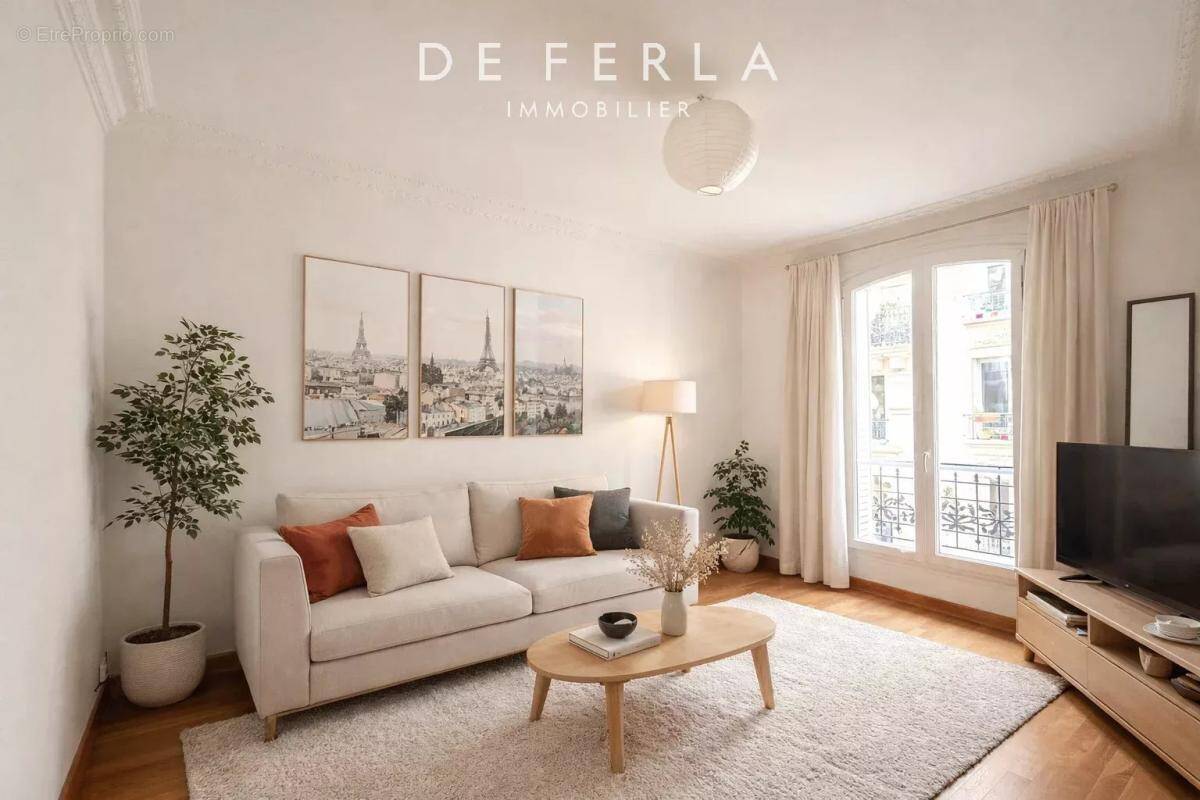 Appartement à PARIS-15E