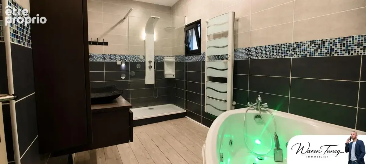 Maison avec piscine et logement locatif – Chaillé-Les-Marais (85450) - photo 9