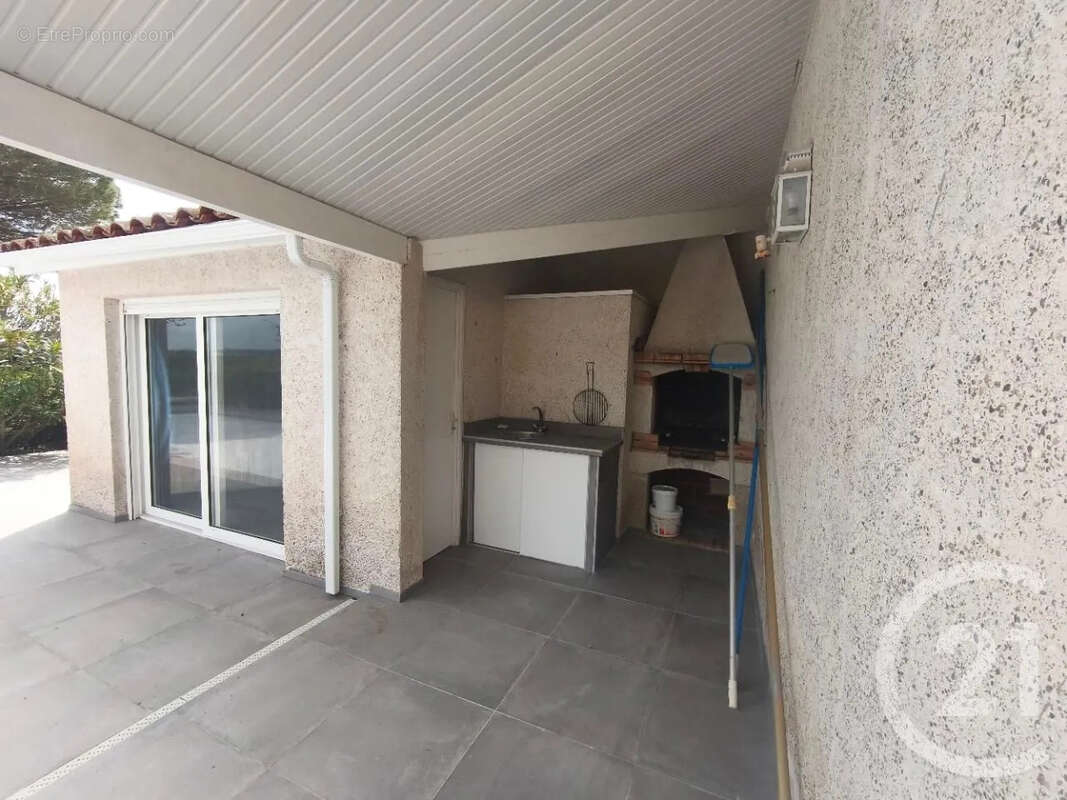 Maison à COLAYRAC-SAINT-CIRQ