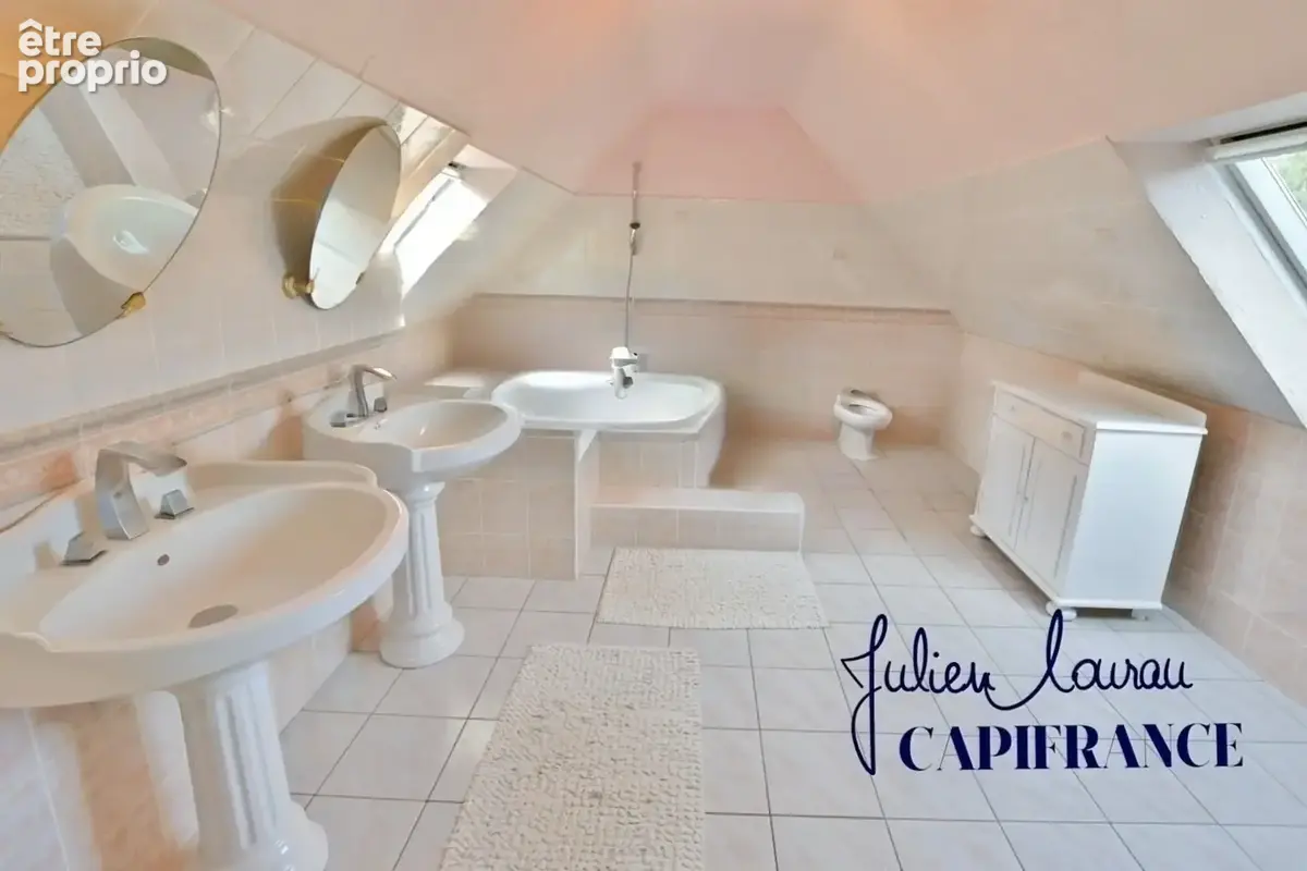 Dpt Finistère (29), à vendre TREGUNC maison P5 de 165,72 m² - Terrain de 1 400,00 m² - photo 10