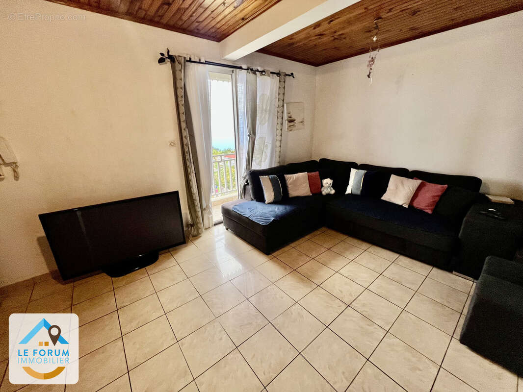 Maison à PETITE-ILE